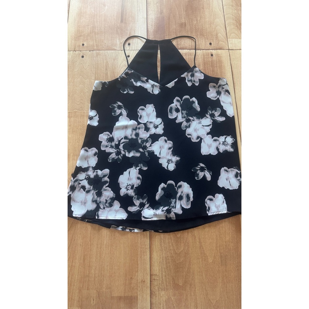 Black and White Floral Halter Neck Camisole Top with‎ Keyhole Back